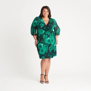 16W floral dress! Gorgeous!